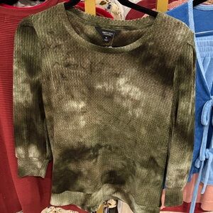 Simply Vera Vera Wang Olive Tie-Dye Waffle Knit Top